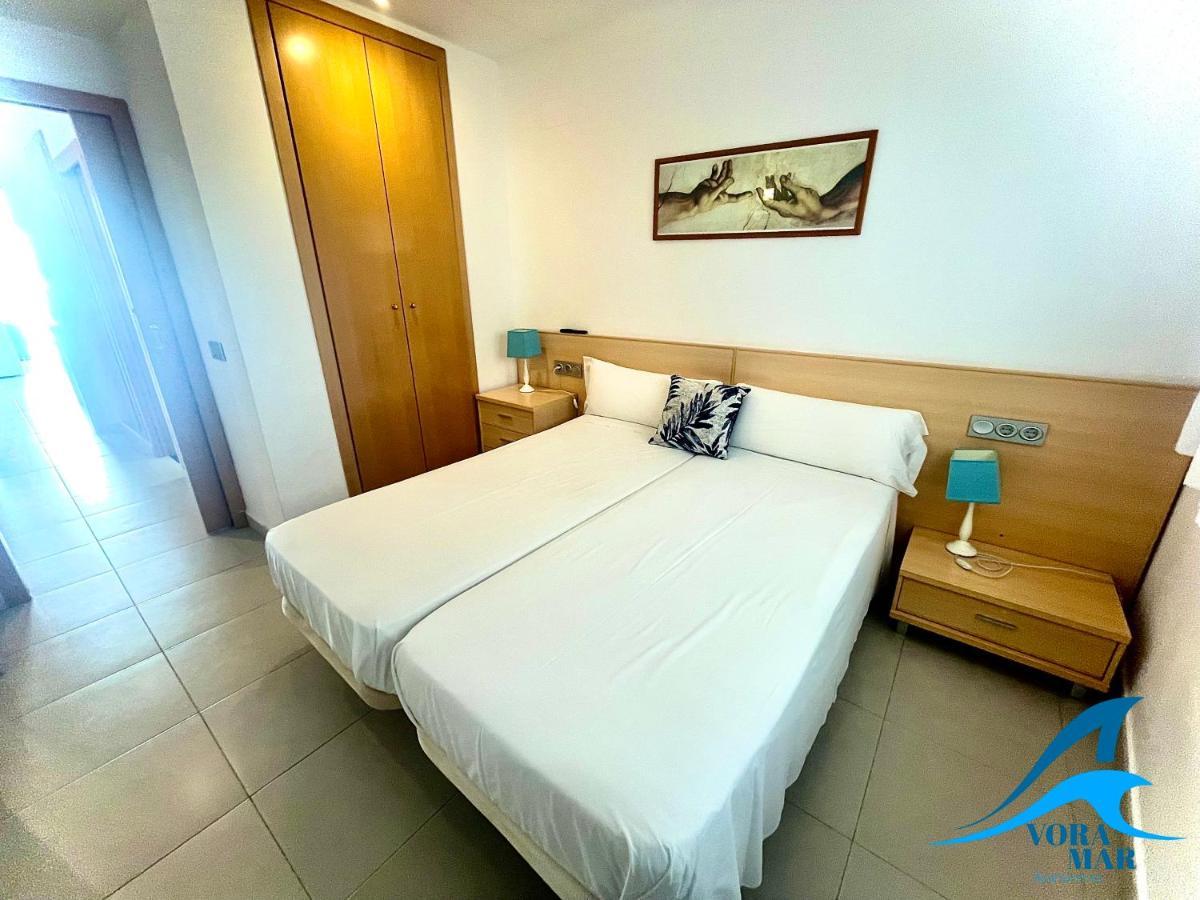 Apartaments Voramar 2 Камбрильс Экстерьер фото